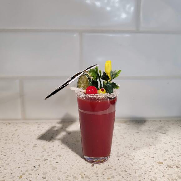 Wondershop Glass Bloody Mary Cocktail Christmas Tree Ornament  NWT - Picture 2 of 3